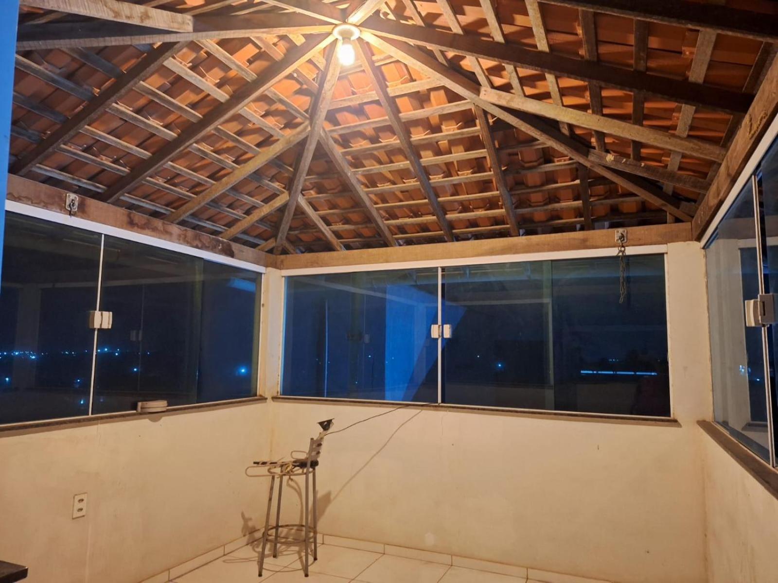 Linda Casa com Piscina px Praia
