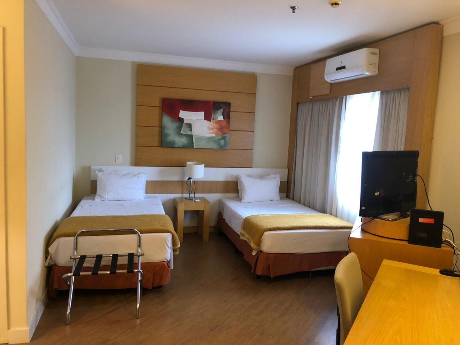 Flat Nobilis confortavel em frente ao Aeroporto Congonhas - H305