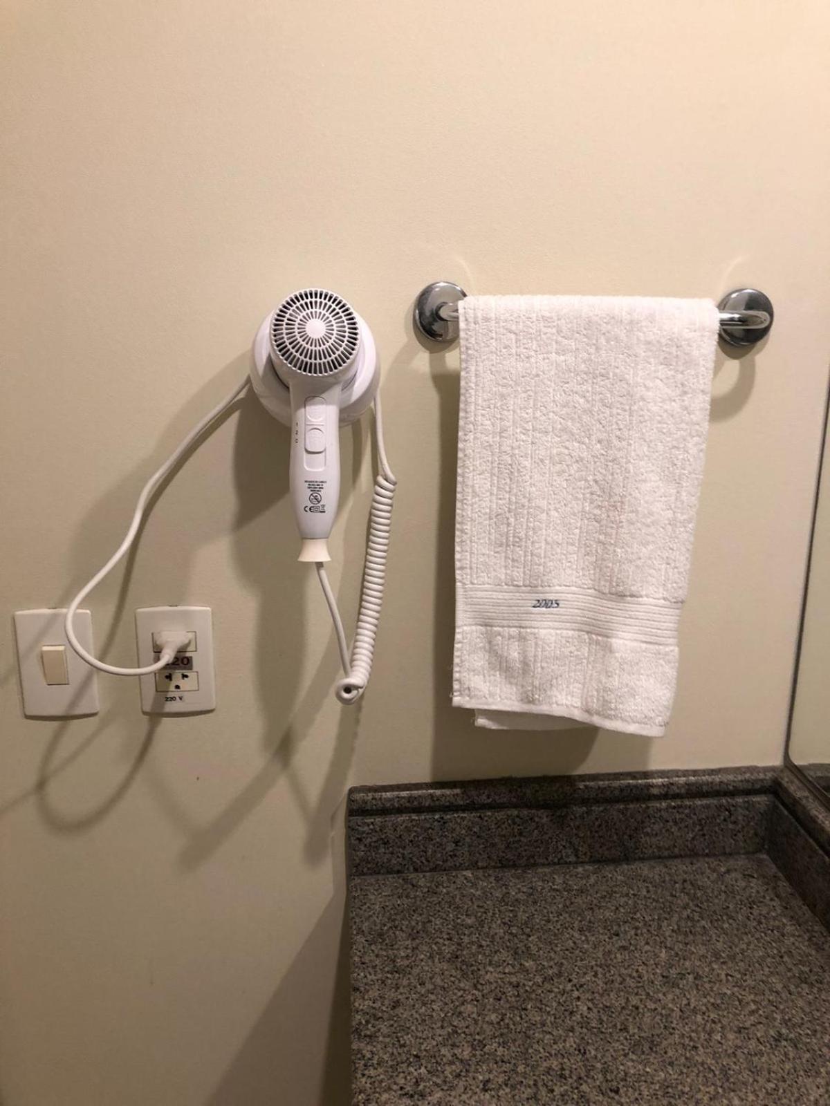 Flat Nobilis confortavel em frente ao Aeroporto Congonhas - H305