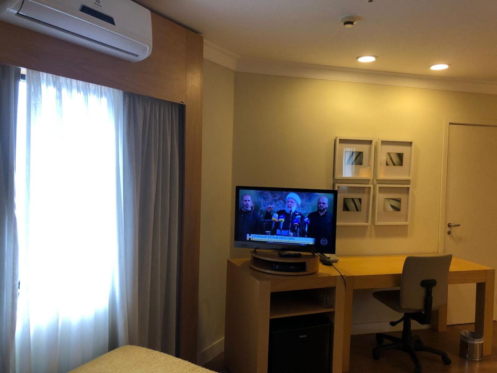 Flat Nobilis confortavel em frente ao Aeroporto Congonhas - H305