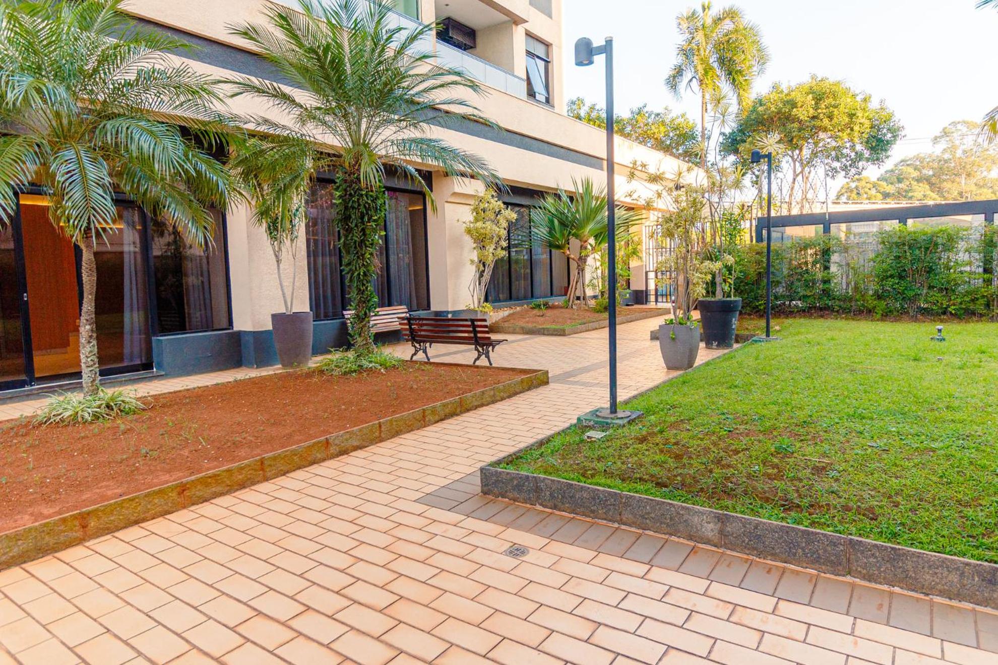 Flat Nobilis confortavel em frente ao Aeroporto Congonhas - H305