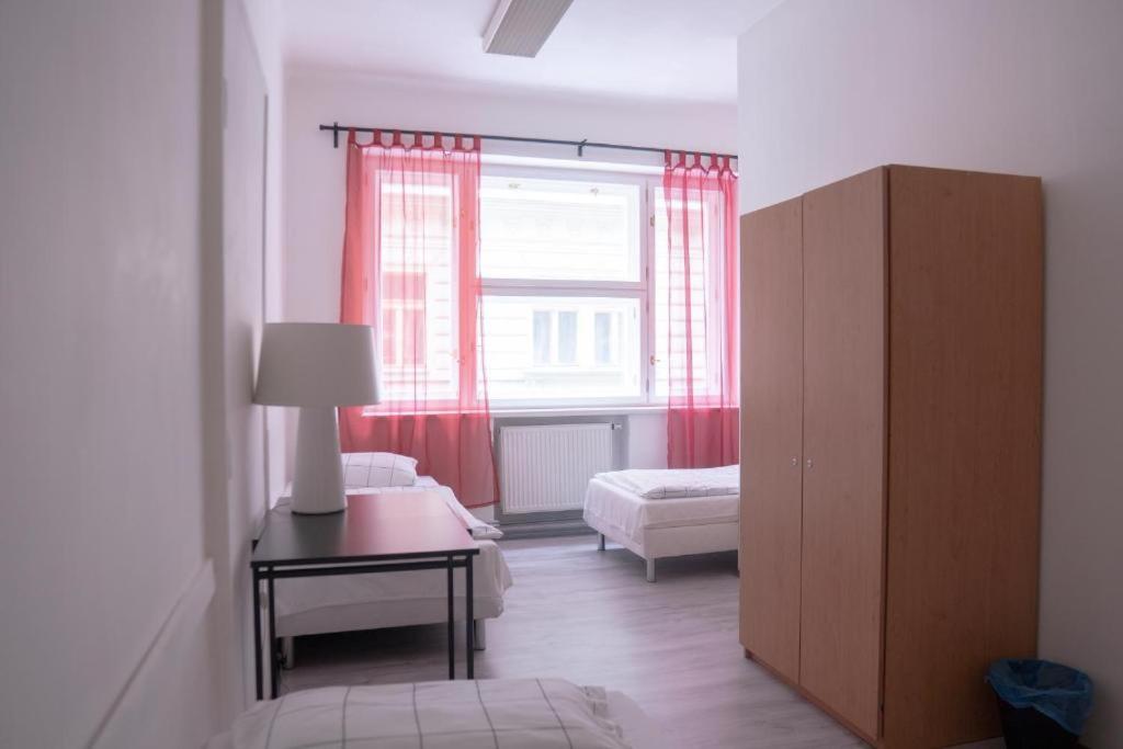 Benedikt City Center Hostel
