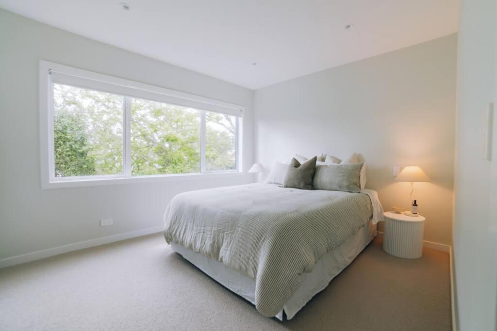The Devonport Retreat