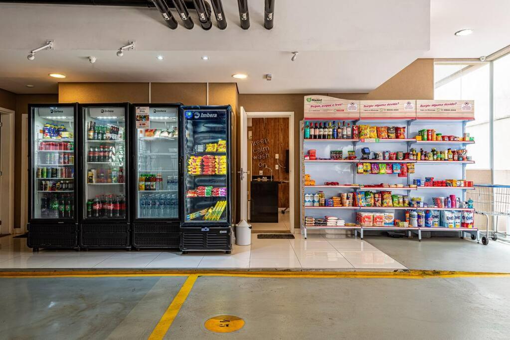Lindo Apto Studio na R Augusta para 3 pessoas, com estacionamento!