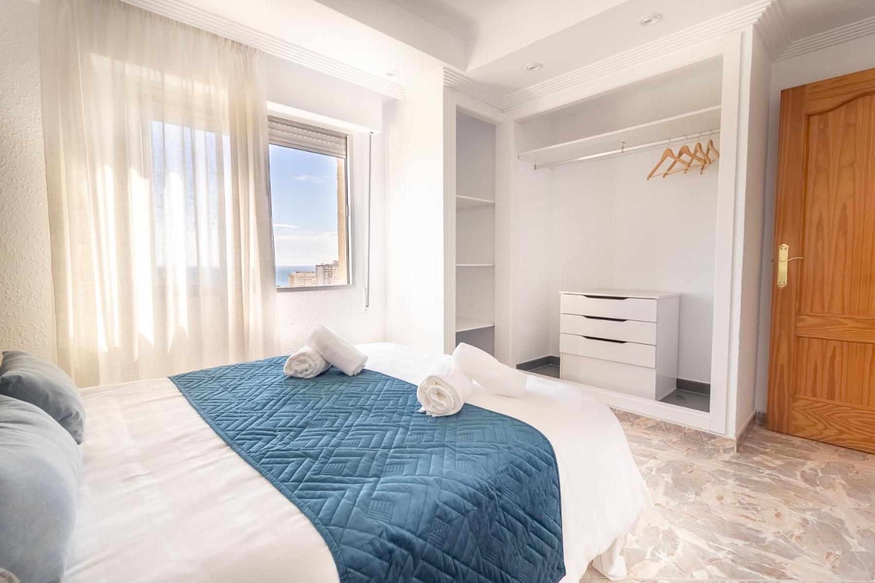 Marbella Vacations - Apartamento en Marbella centro vistas al mar - Property Image 2