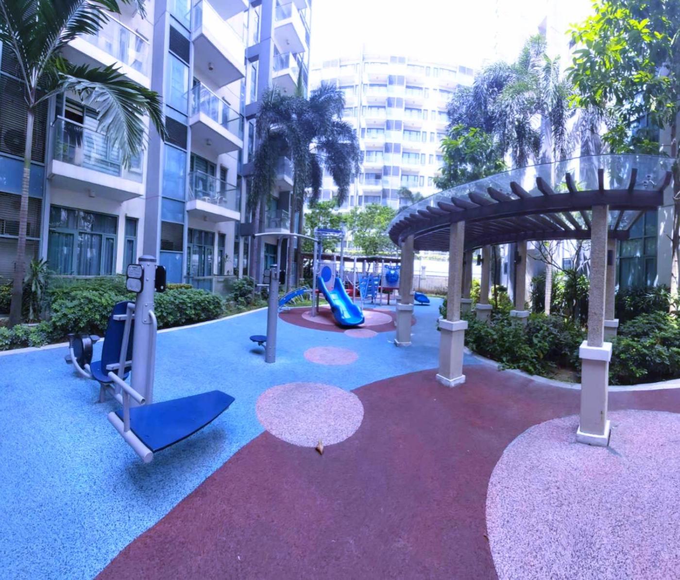 Homey Staycation across NAIA Terminal 3