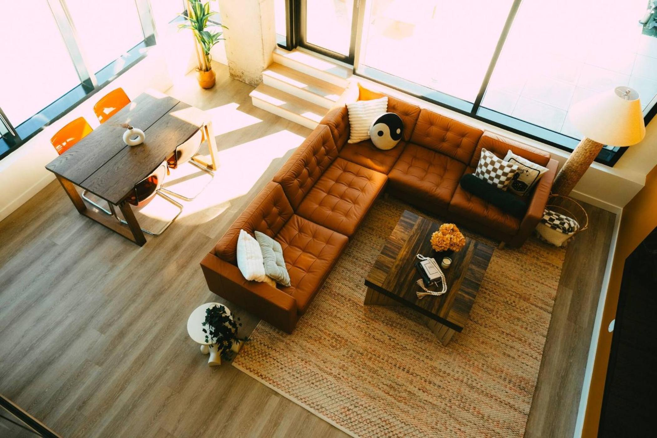 NEW Pause Penthouse Lofts -Downtown- Free Parking