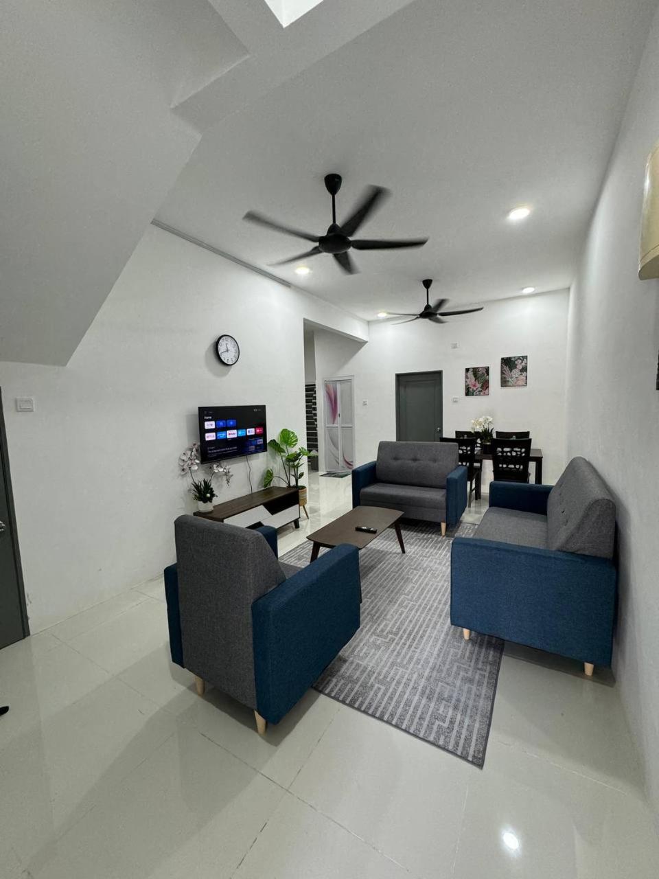 Recaz Residence