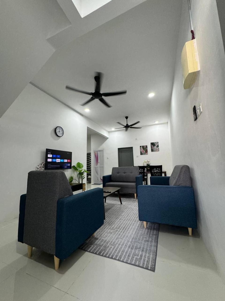 Recaz Residence
