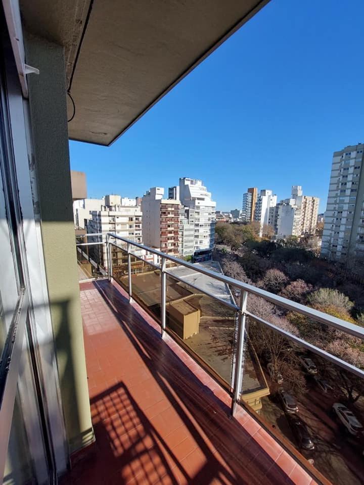 Departamento frente al Shopping Los Gallegos