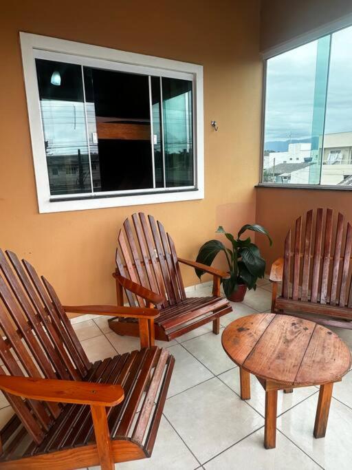 Casa Com Piscina no sul da ilha para 14 pessoas