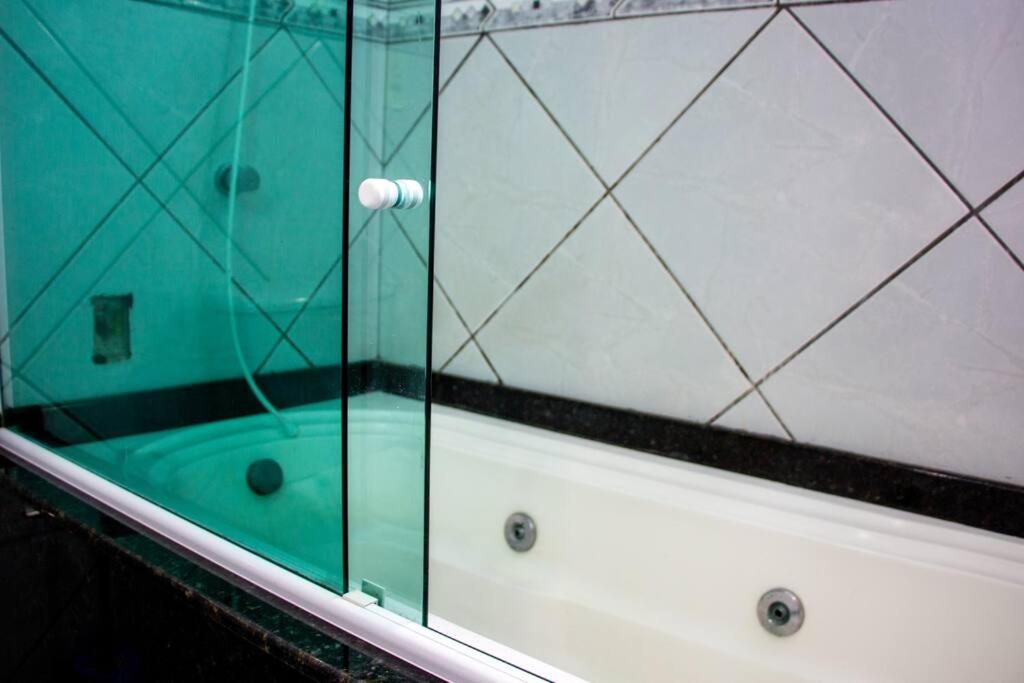 Casa Com Piscina no sul da ilha para 14 pessoas