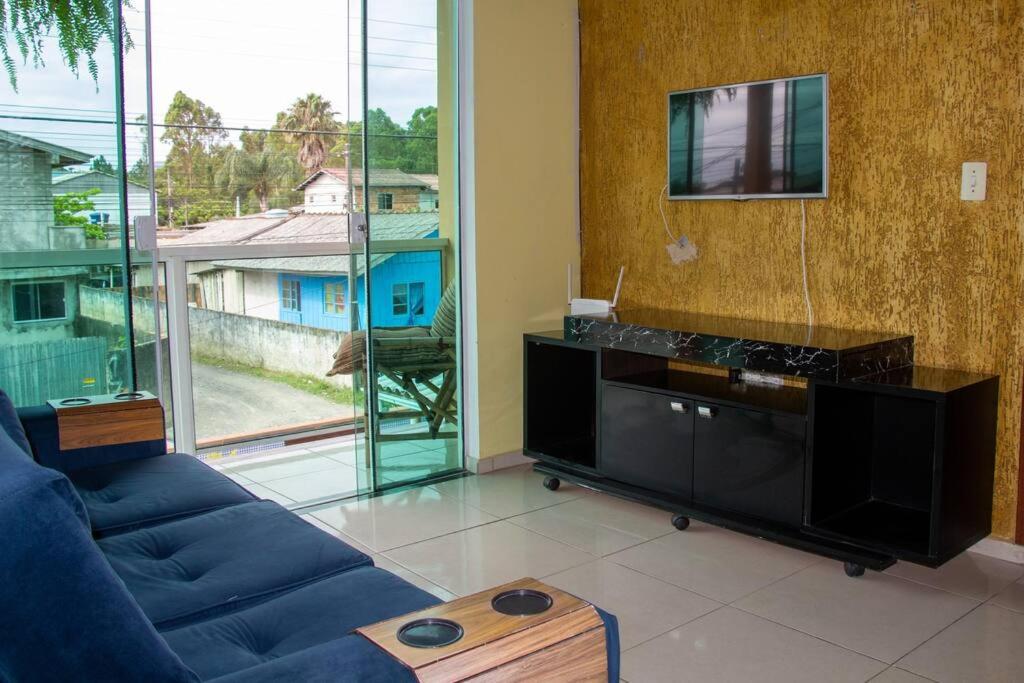 Casa Com Piscina no sul da ilha para 14 pessoas