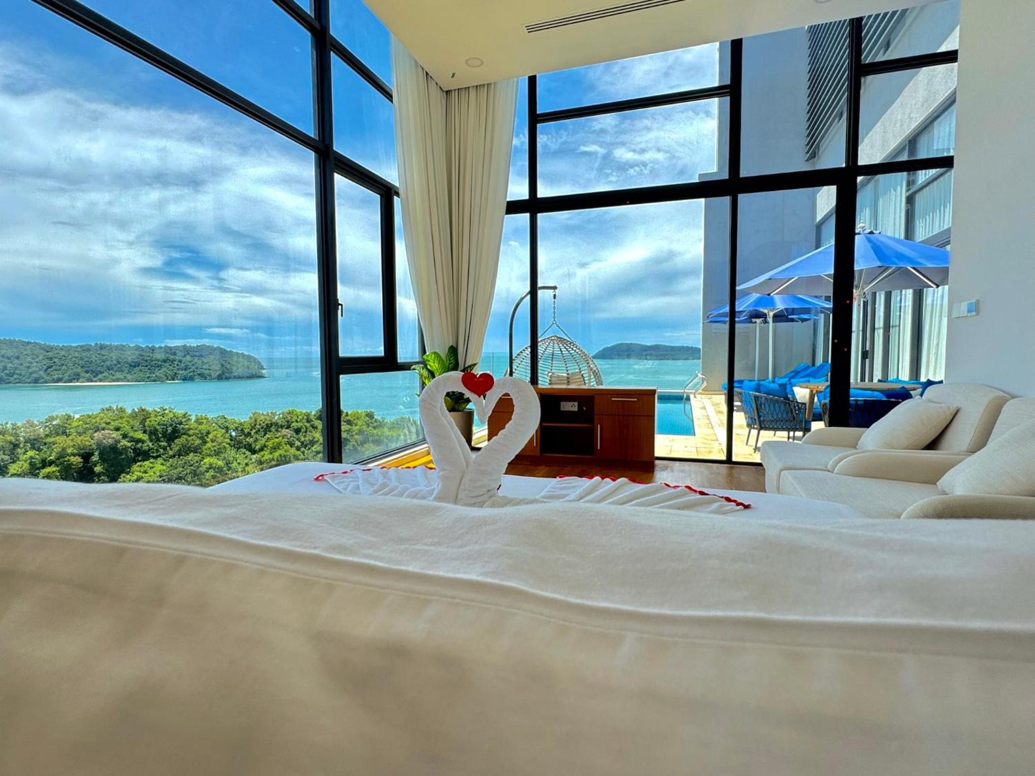 Lavanya Sea View Penthouse with Sky Pool photo 4