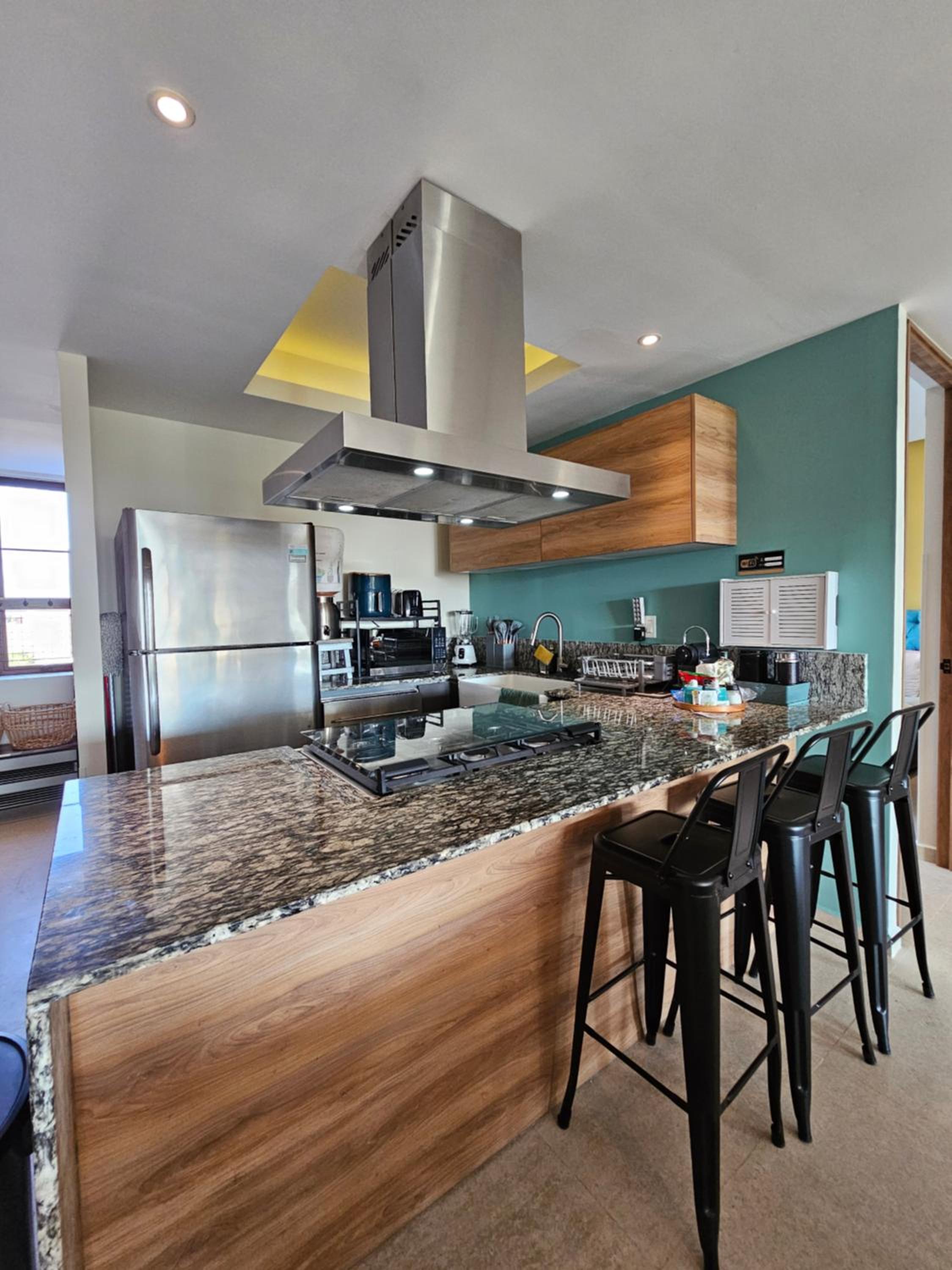 LA ISLA RESIDENCES/HERMOSO DEPA view 4