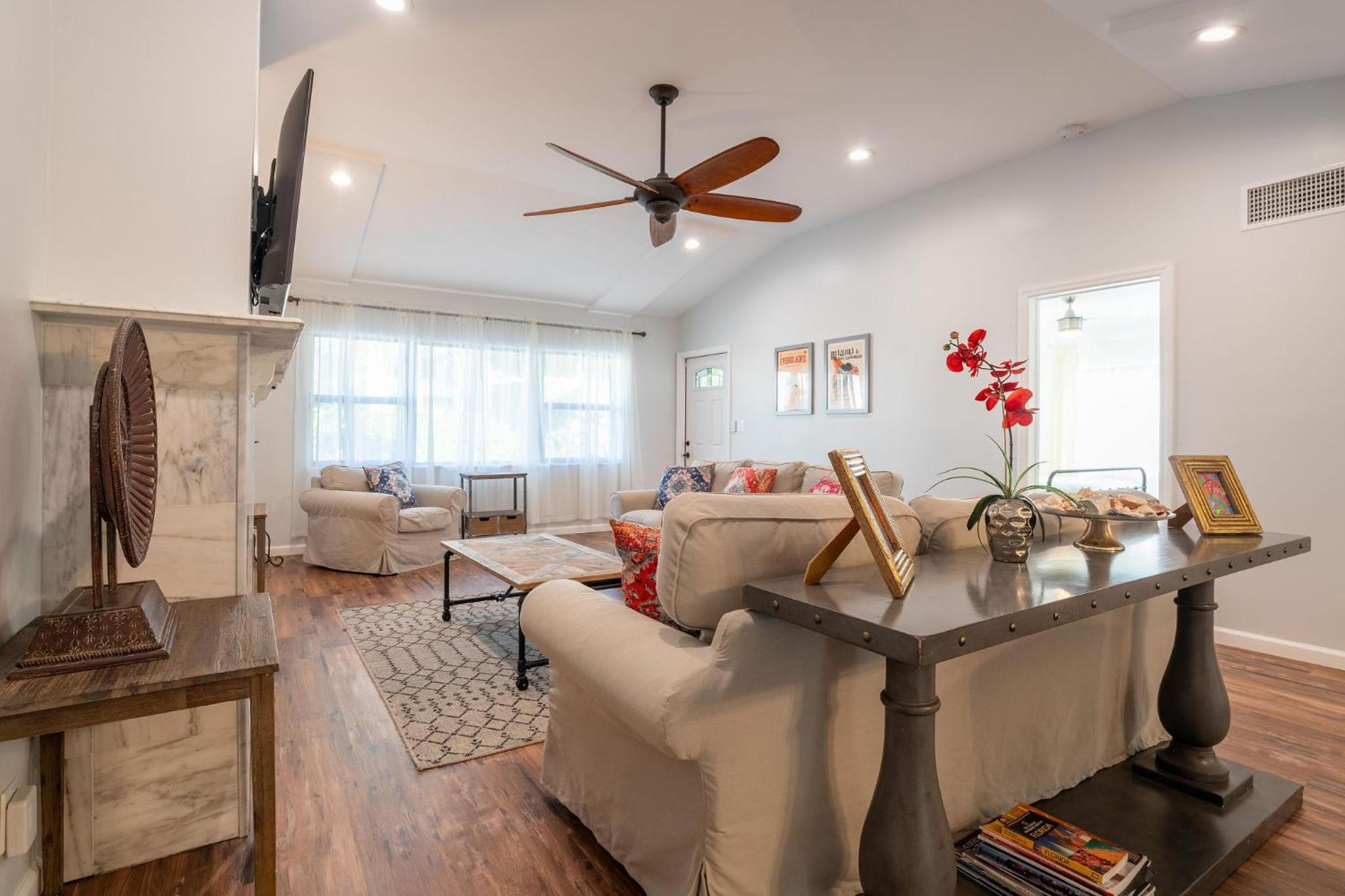 4 bed/4,5 bath Beach House Fort Lauderdale view 3