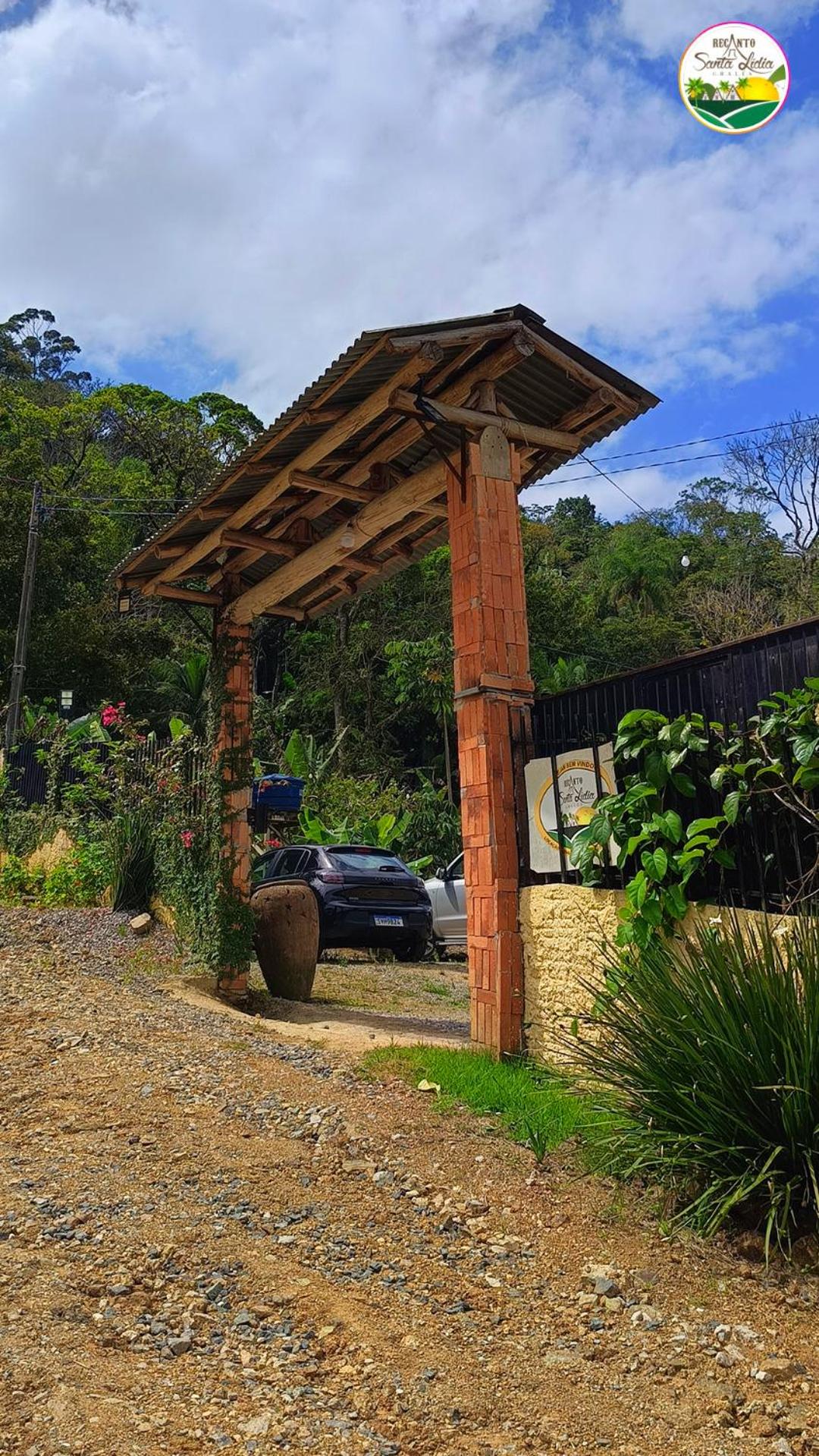 Chalé Primavera Rosa com piscina