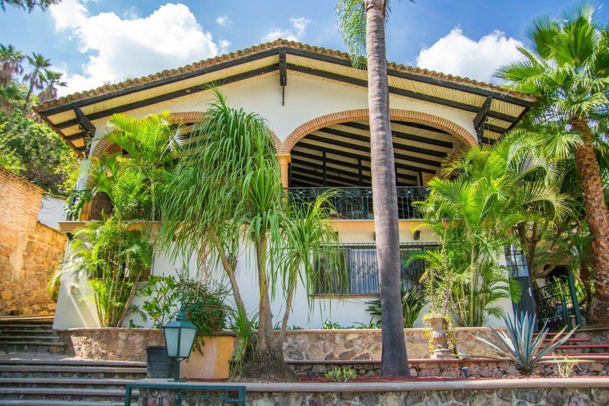 Hotel Casa Galeana- Tropical 1-BD 1-WC Mountain Top Luxury Suite with Stunning Views - Image 1