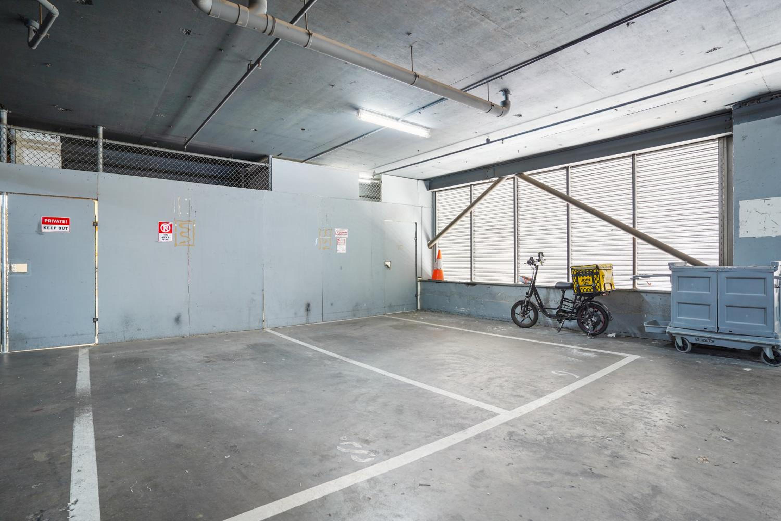 Spectacular William St Apartment - Sleeps 12