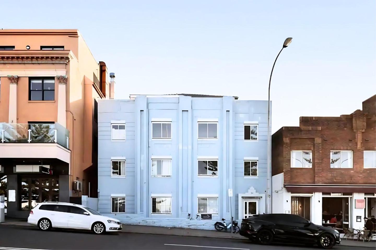 Bondi Beach Ocean View Escape