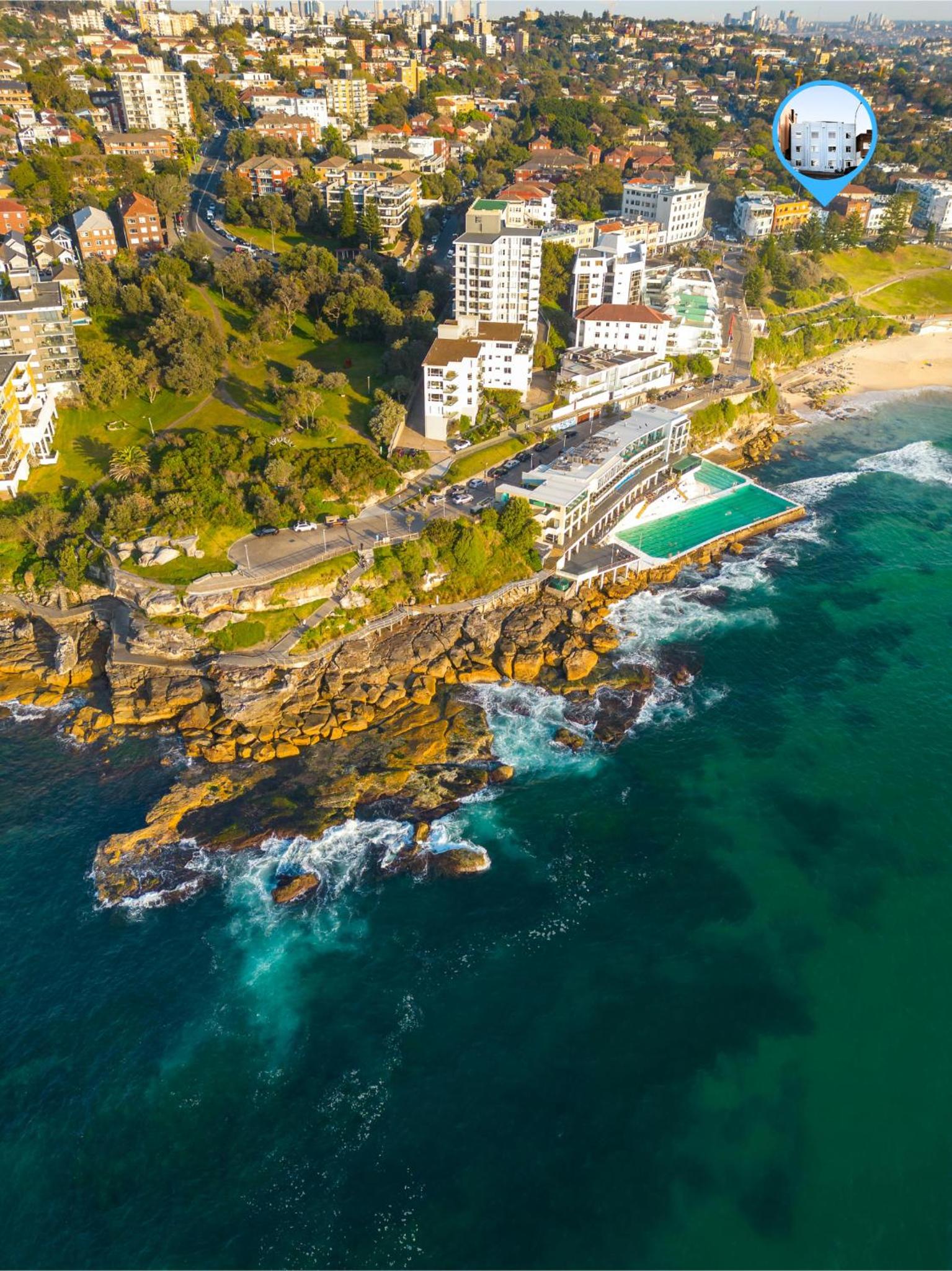 Bondi Beach Ocean View Escape