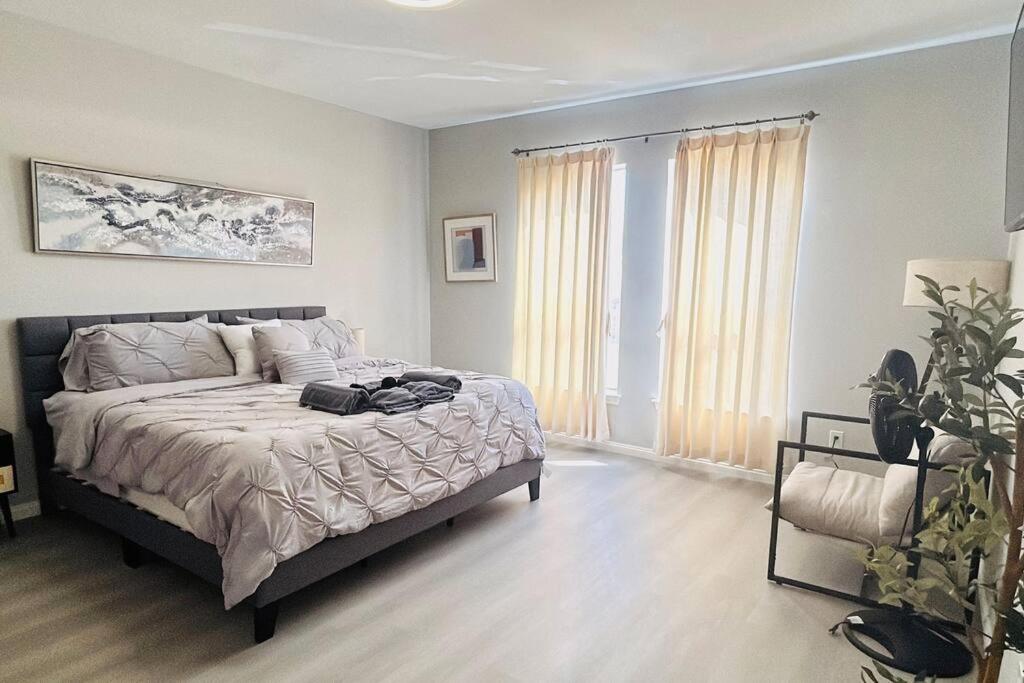 Houston spacious central Chinatown House 6Bed 3Bath