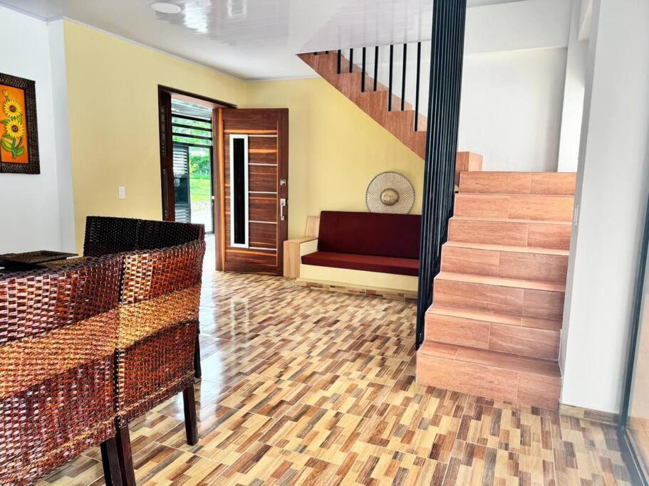 Casa privada Viyeli