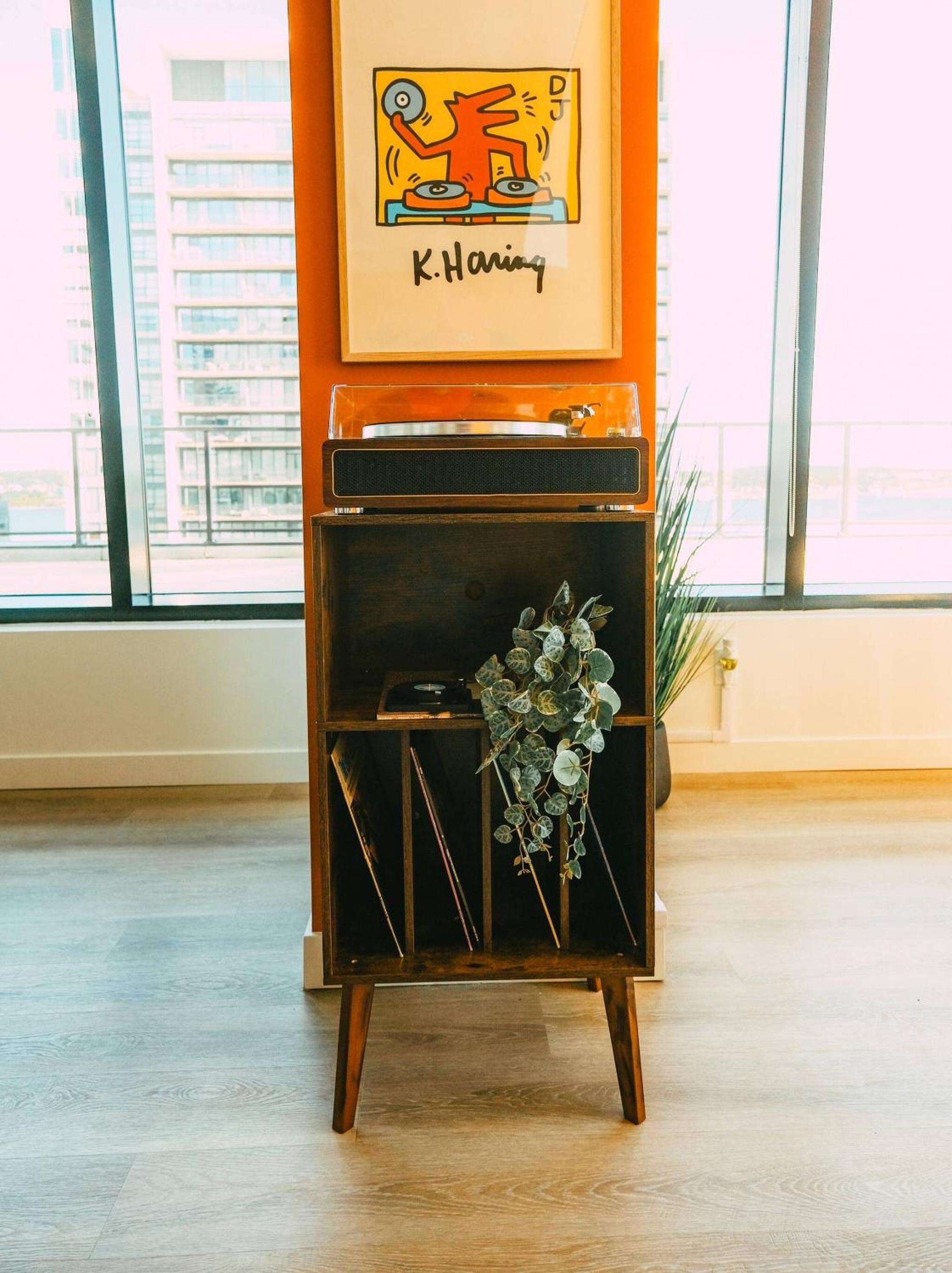 NEW Pause Penthouse Lofts -Downtown- Free Parking