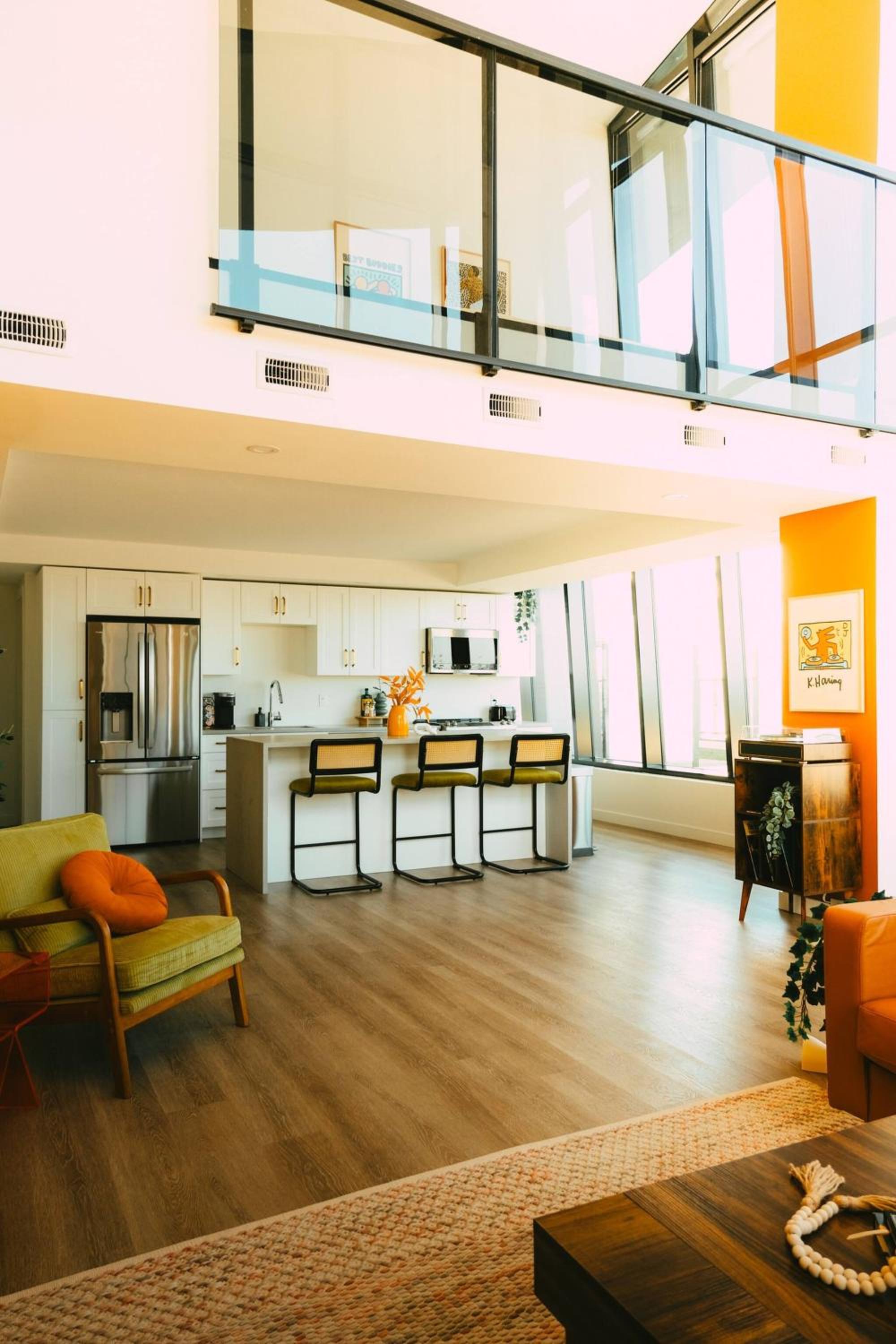 NEW Pause Penthouse Lofts -Downtown- Free Parking