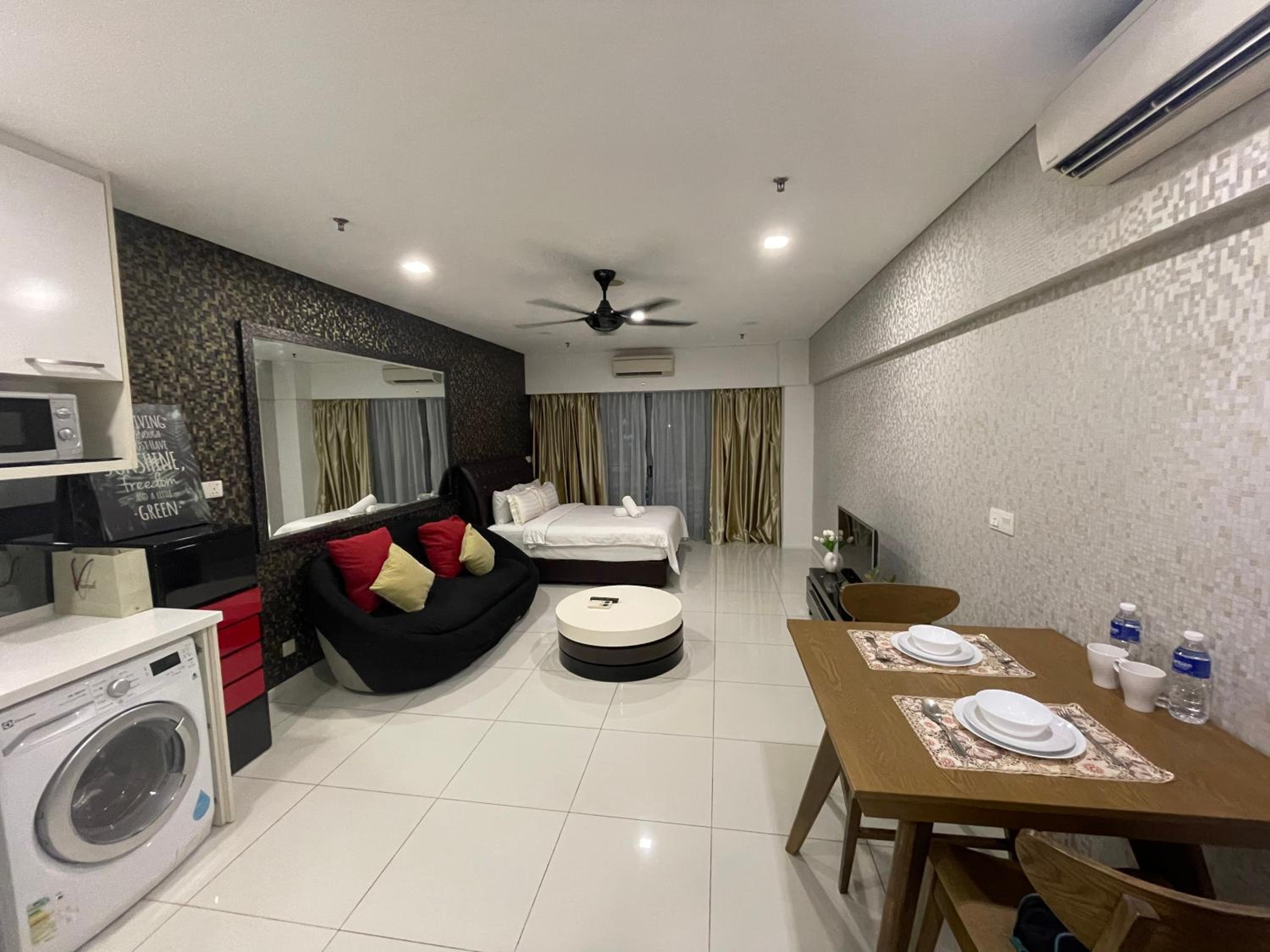 Mercu summer suites By Premium Charter