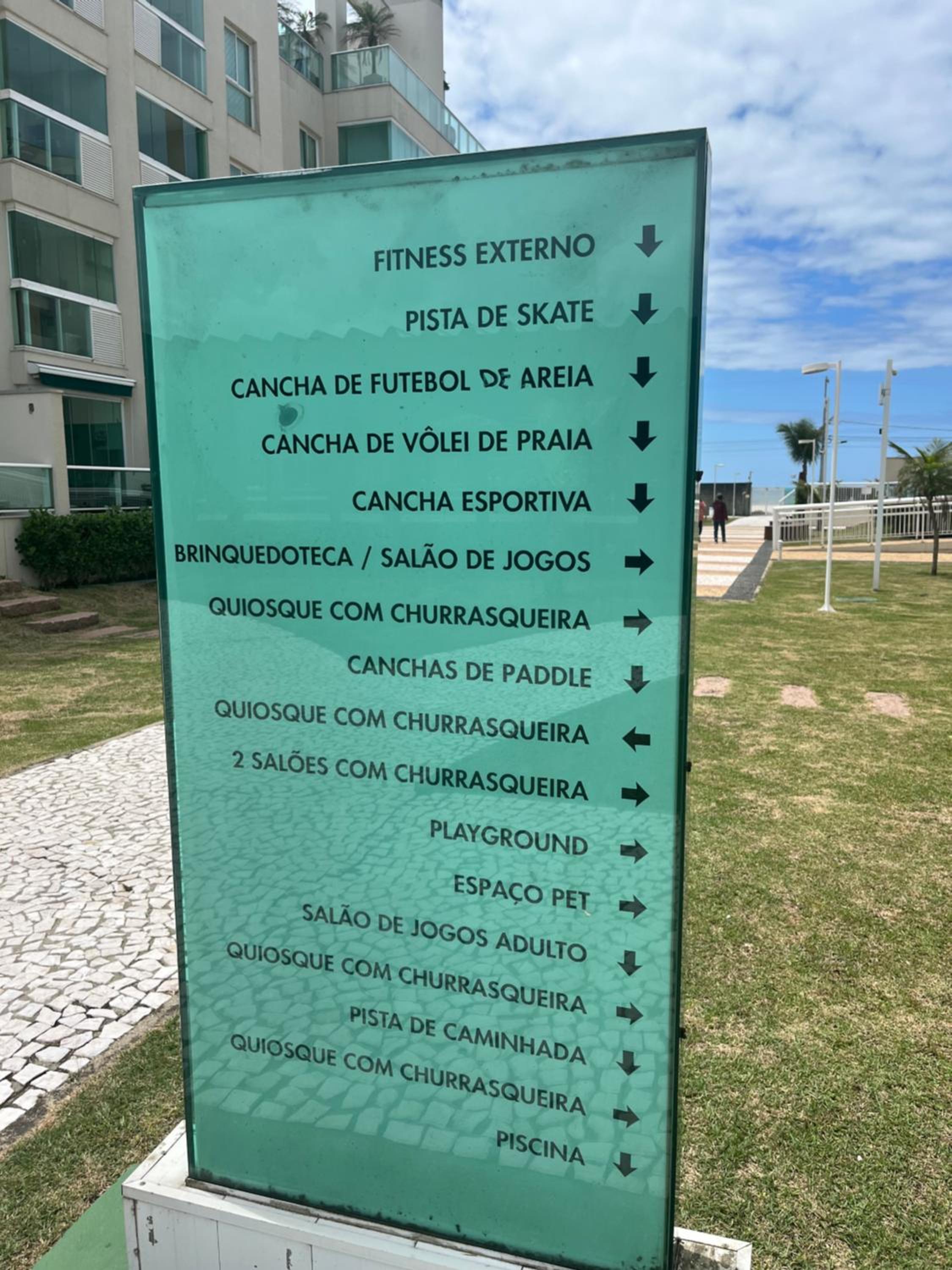 Apartamento em Condomínio Resort à beira mar!