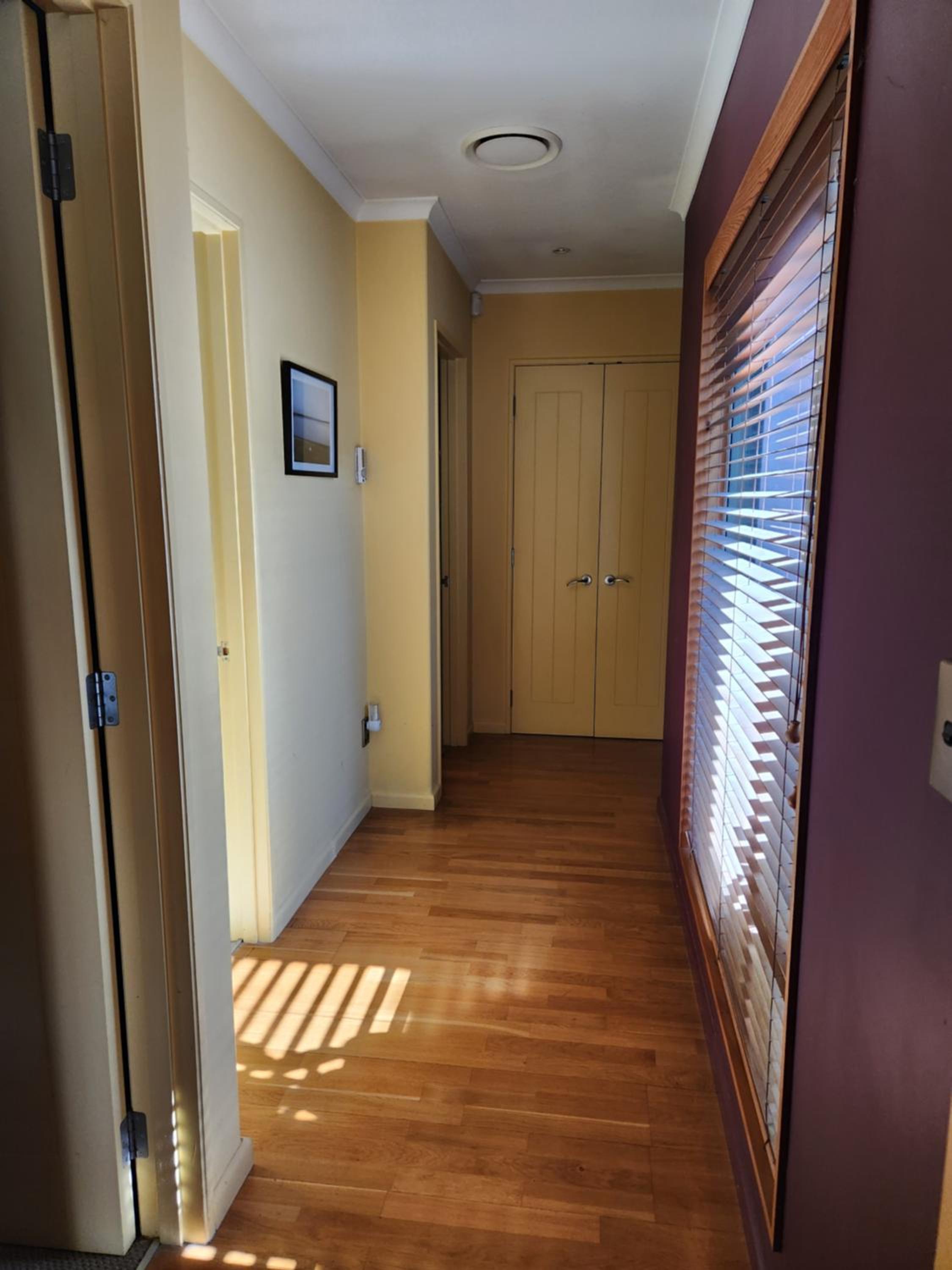Gold on Gillies 2 Bedroom house close to Lake view 5