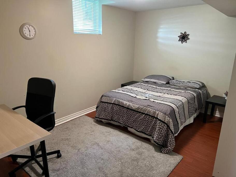 Cozy 2BR Basement Near Two Lakes