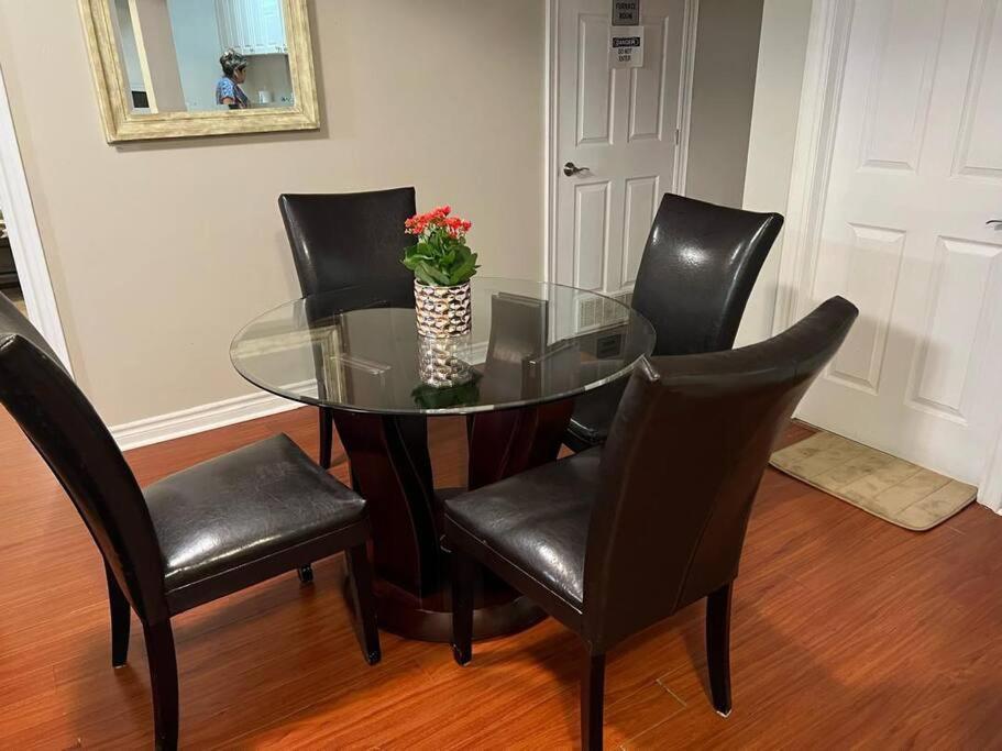 Cozy 2BR Basement Near Two Lakes