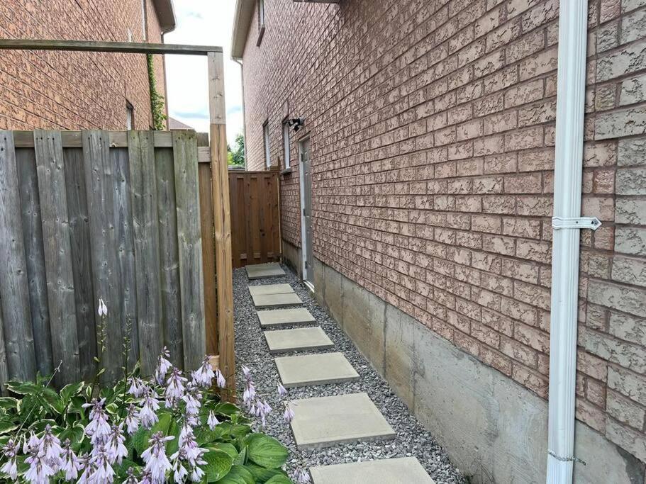 Cozy 2BR Basement Near Two Lakes