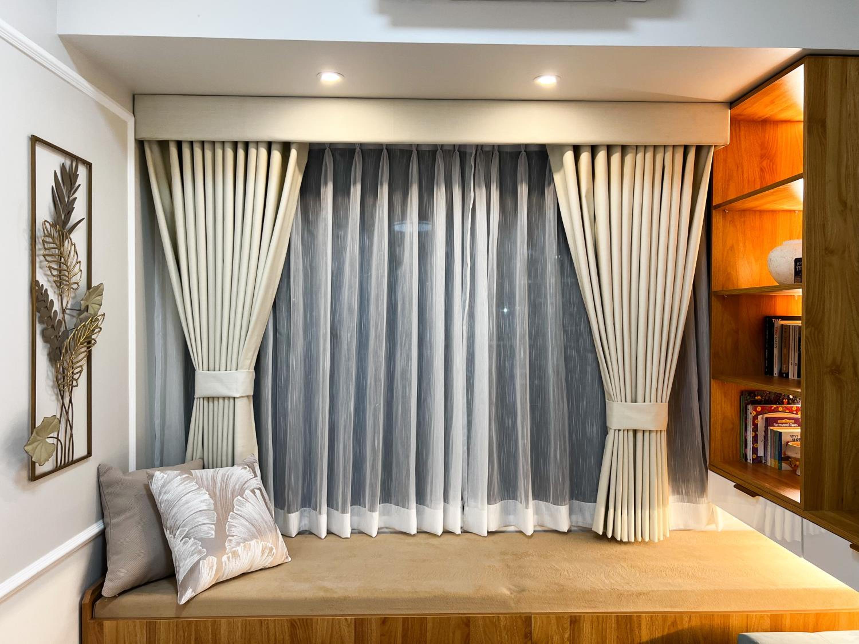 BRAND NEW Casa Airabella with Netflix & Makati City Skyline view 3
