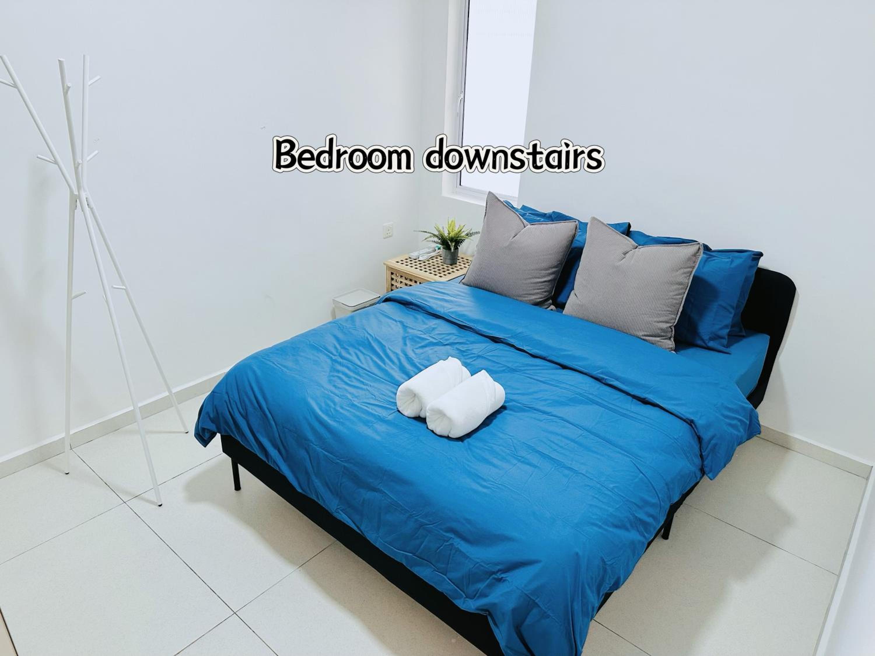 Penang槟岛Special 1,5 Storey Semi-D In Georgetown 70 inch Smart TV