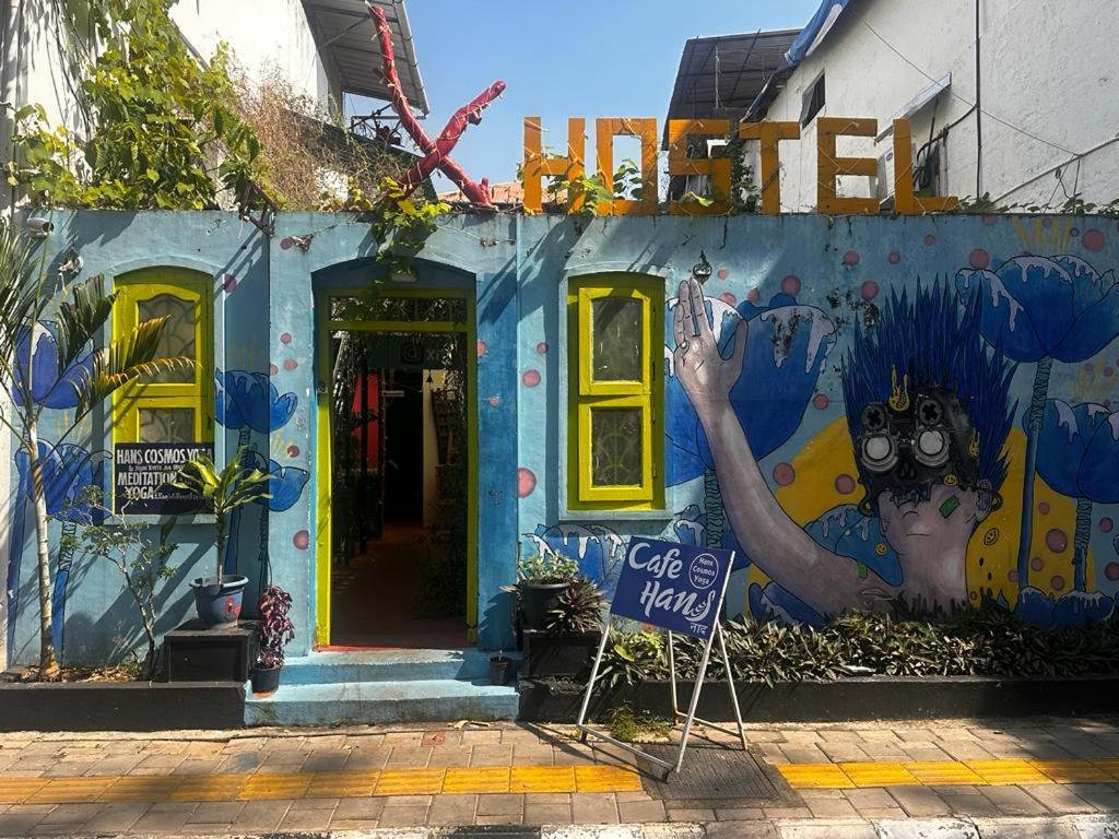 Xhostel hostel