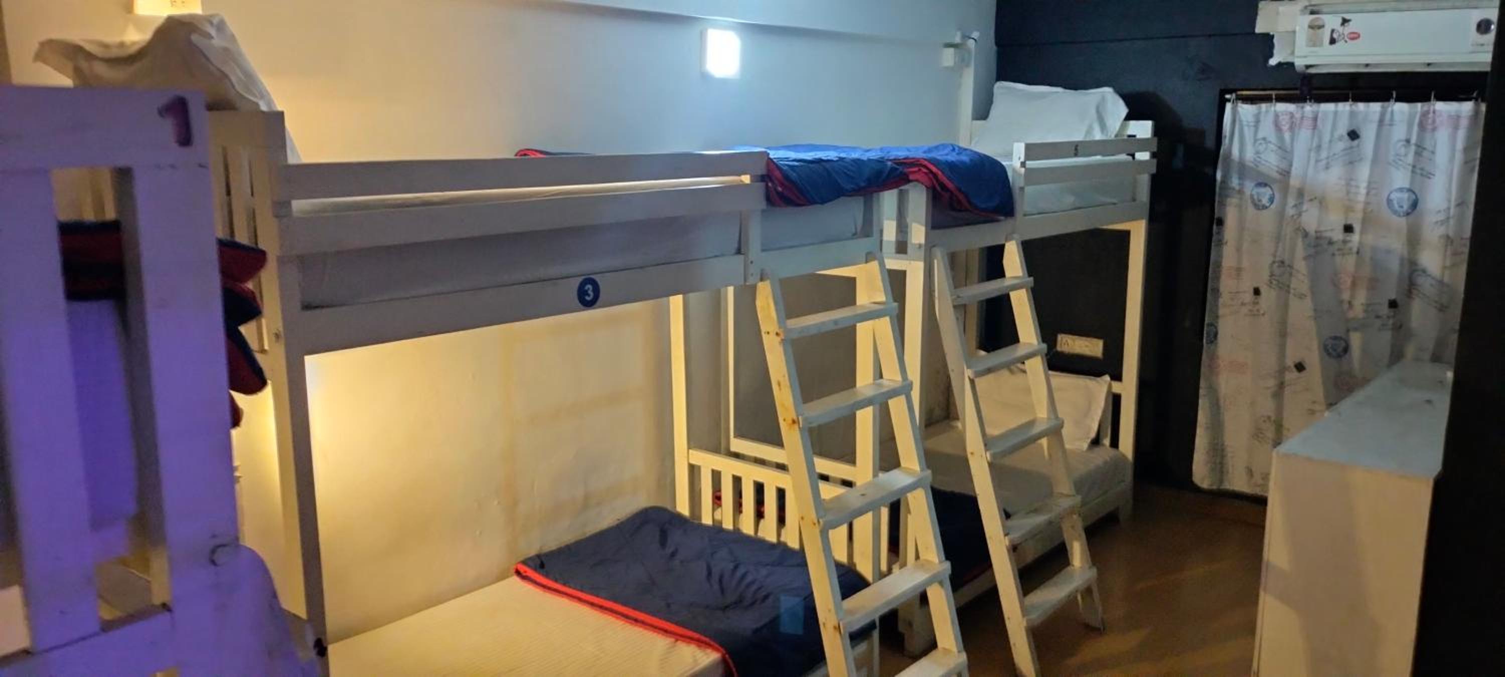 Xhostel hostel