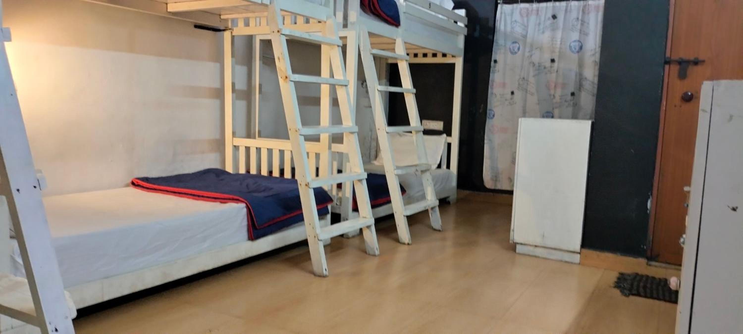 Xhostel hostel