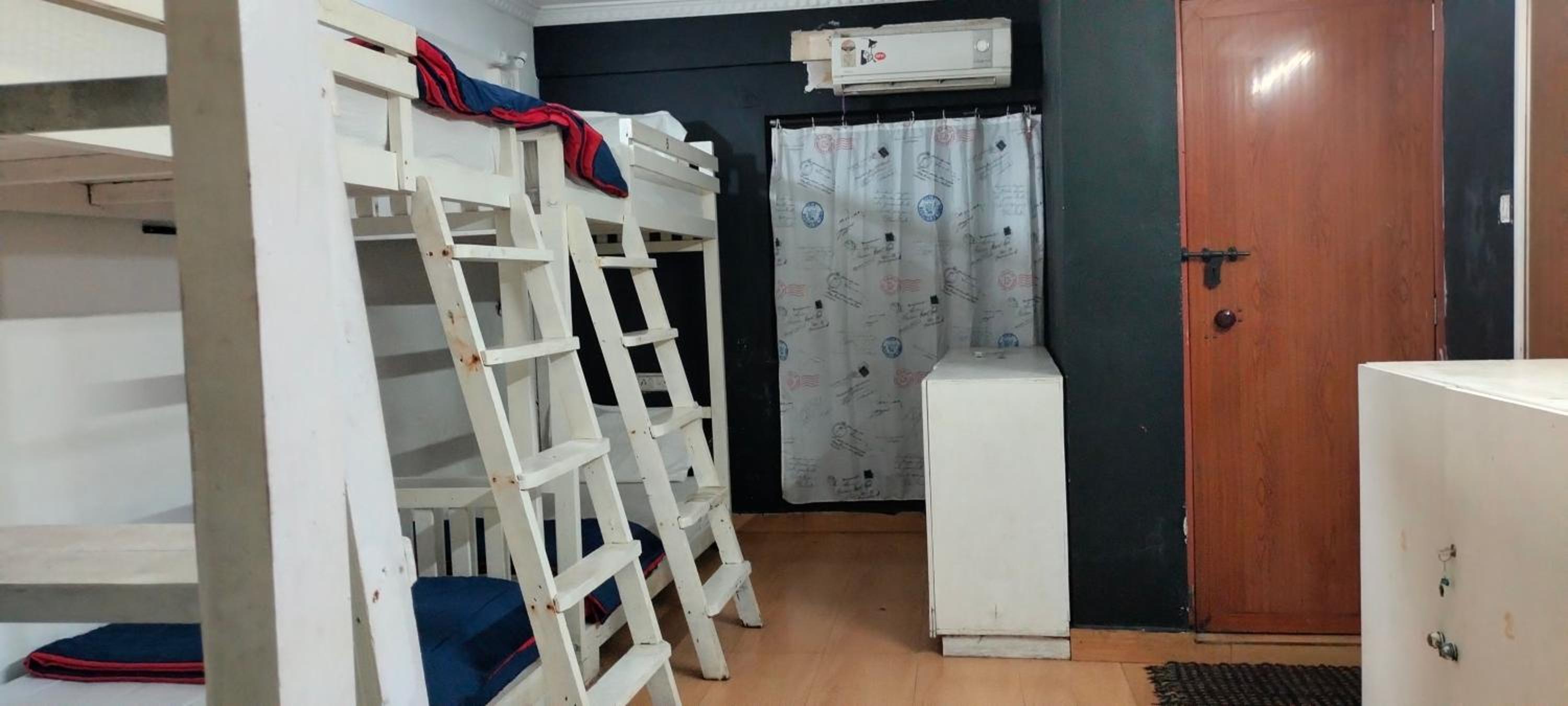Xhostel hostel