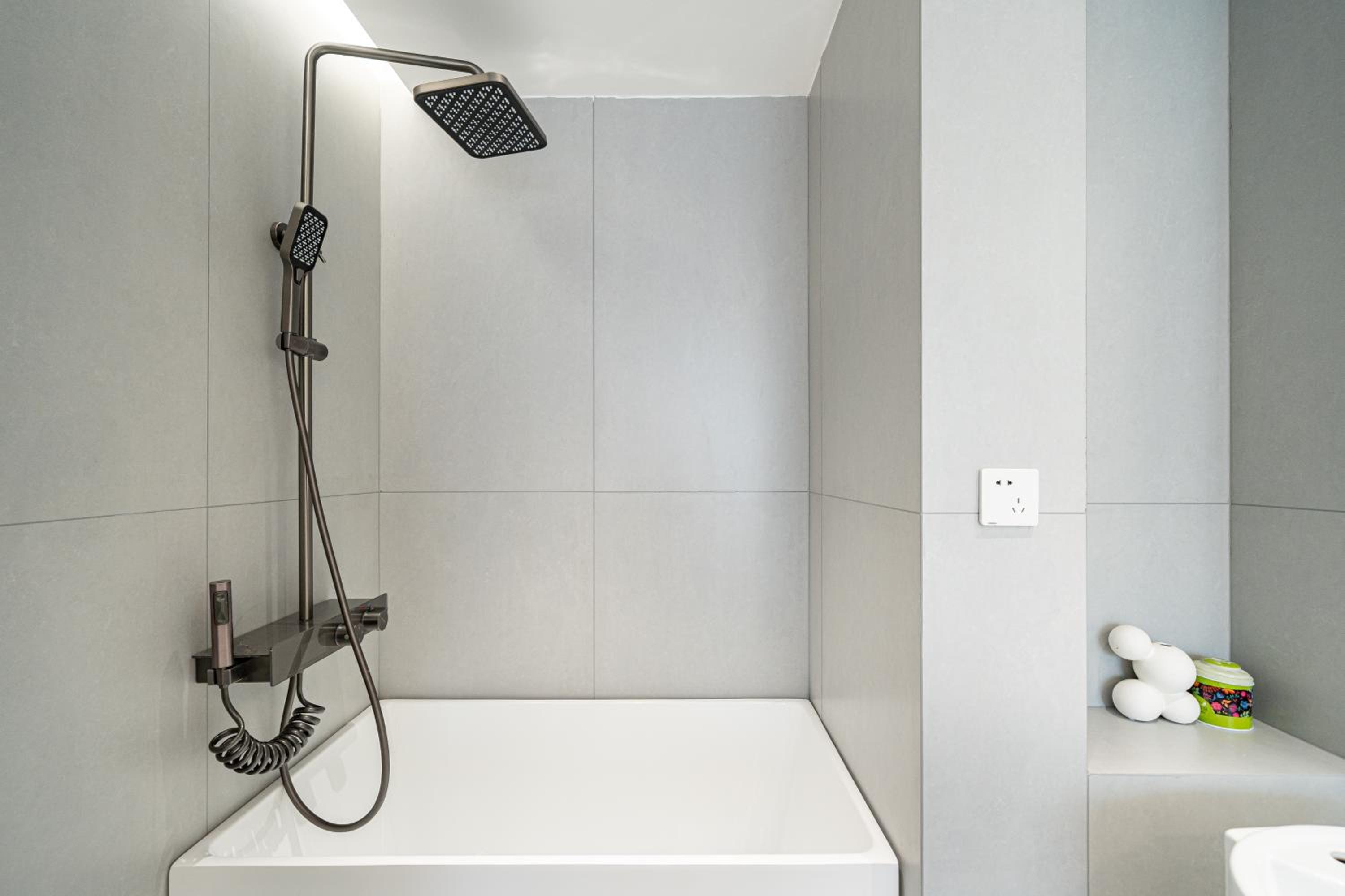 Modern 3brs wis CAC&Fheating,near Jing'an Temple
