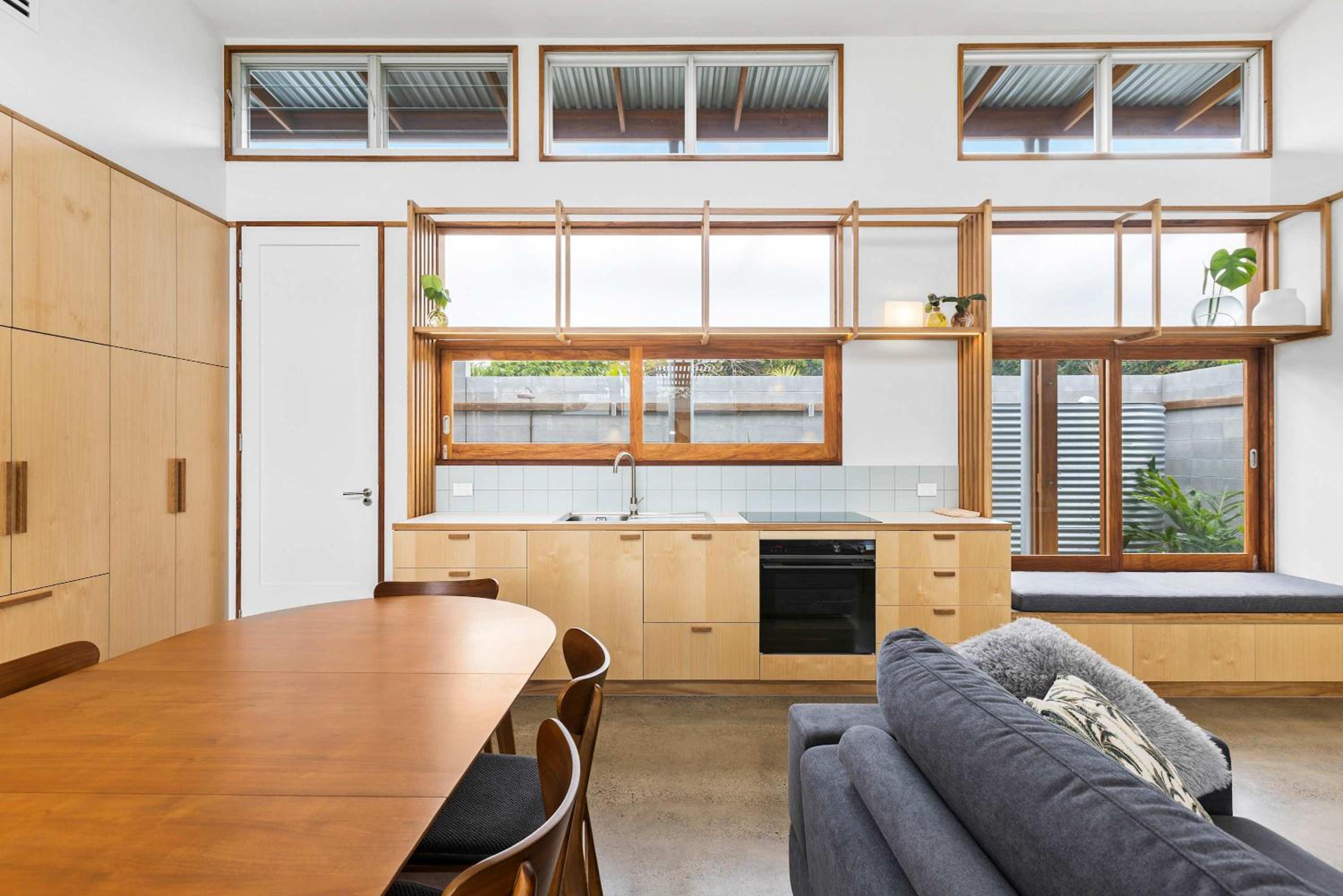 Serene Escape in Moffat Beach