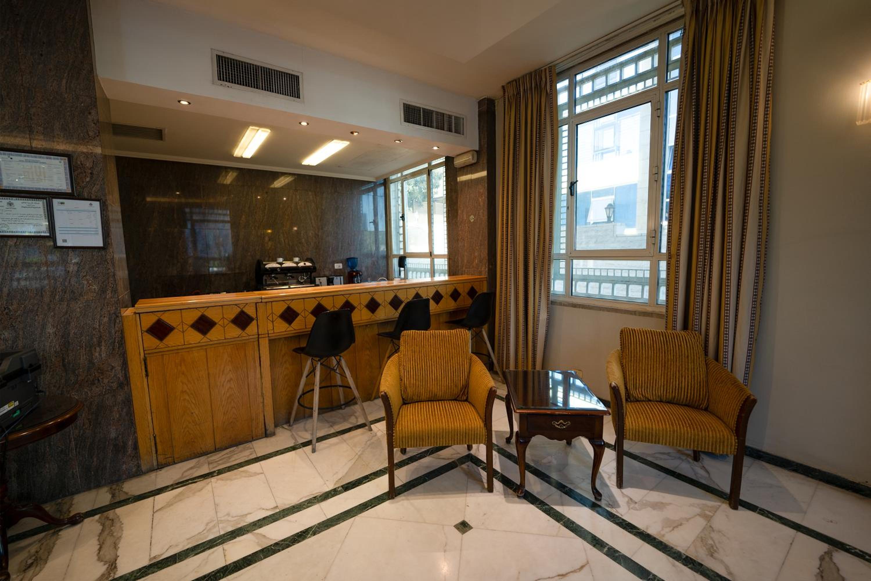 Kindi Suite Hotel