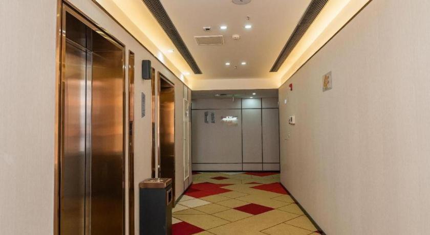 Borrman Hotel Zoucheng Huamaowan Mall