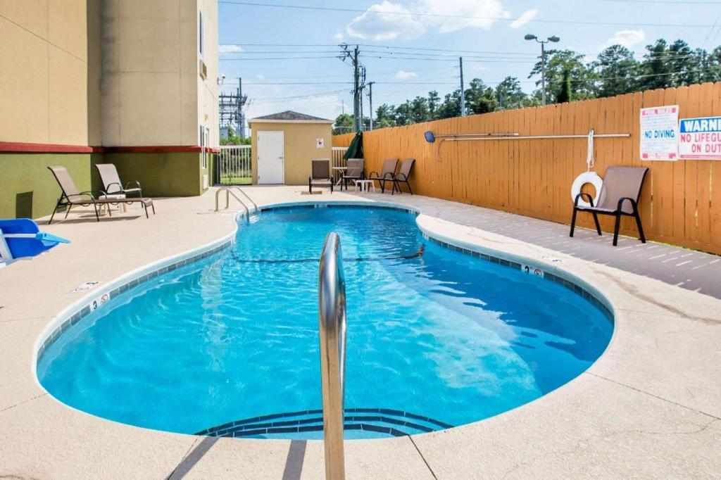 Econo Lodge Valdosta Mall Area view 5