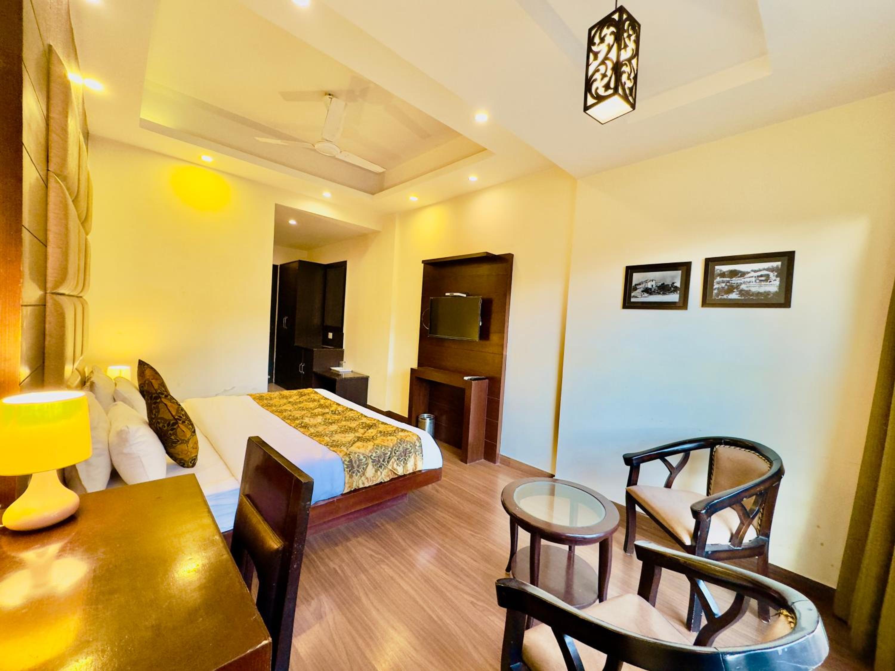 Hotel Lodge Hill, Mussoorie - A Four Star Luxury hotel view 2