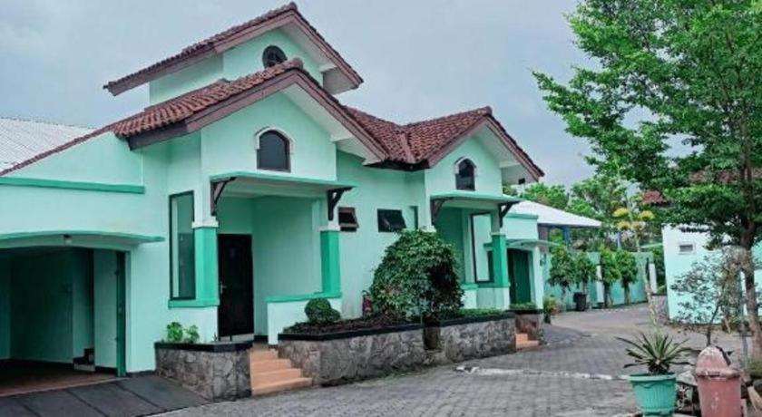 Atrium Resort Hotel