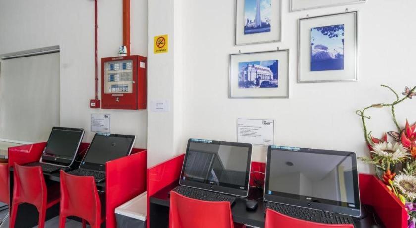 G4 Station Backpackers Hostel