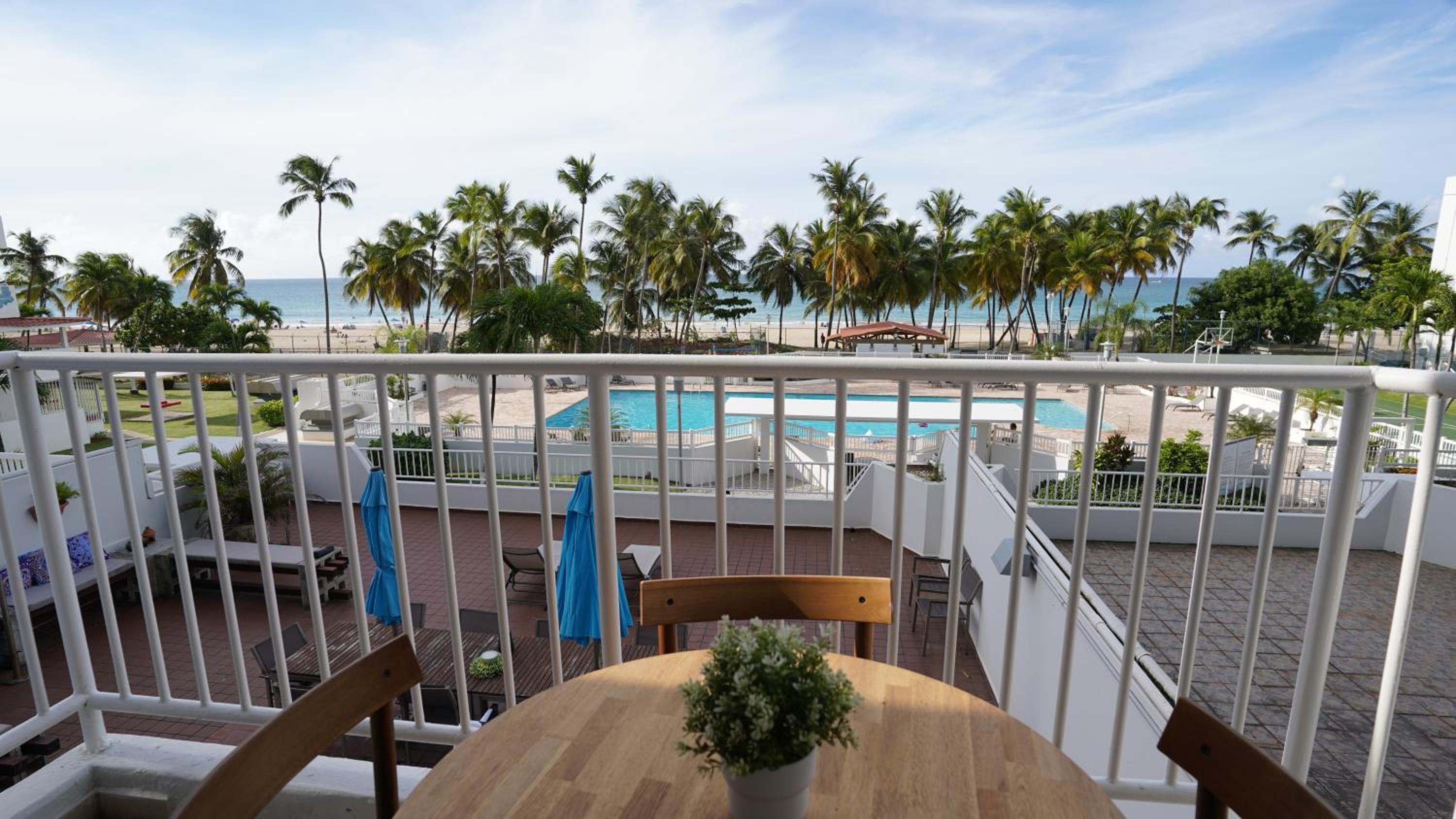 Sea Breeze Apartment